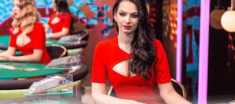 Filipino player joining a ph 60 live casino table on a smartphone